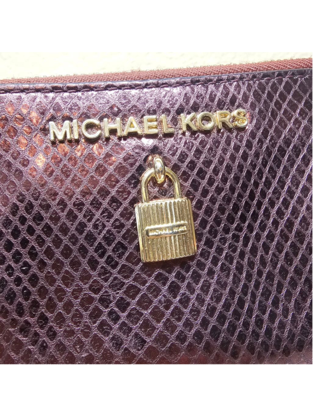 Michael Kors Snakeskin Embossed Padlock Card Case & Coin Pouch - Picture 2 of 6